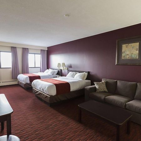 Argyll Plaza Hotel เอดมันตัน ภายนอก รูปภาพ