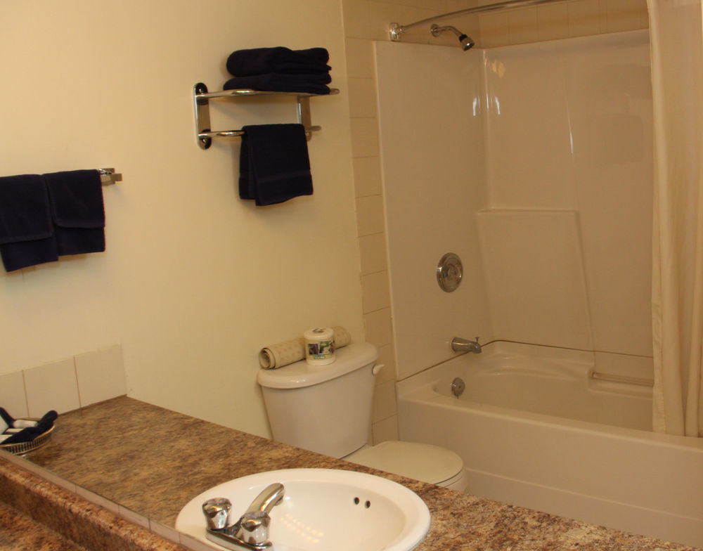 Argyll Plaza Hotel เอดมันตัน ภายนอก รูปภาพ