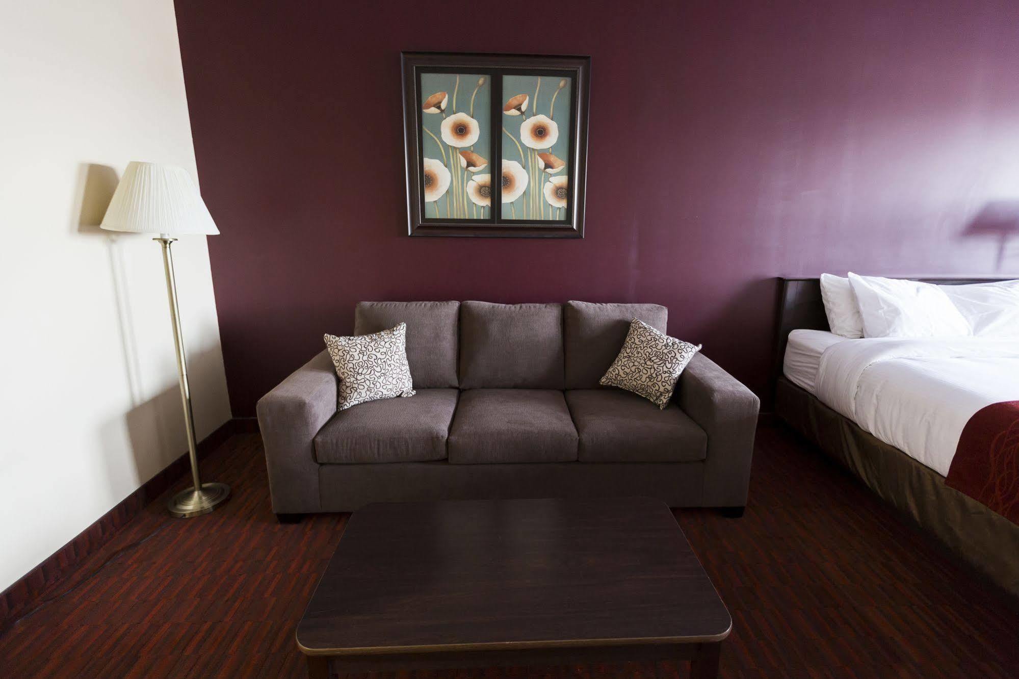 Argyll Plaza Hotel เอดมันตัน ภายนอก รูปภาพ