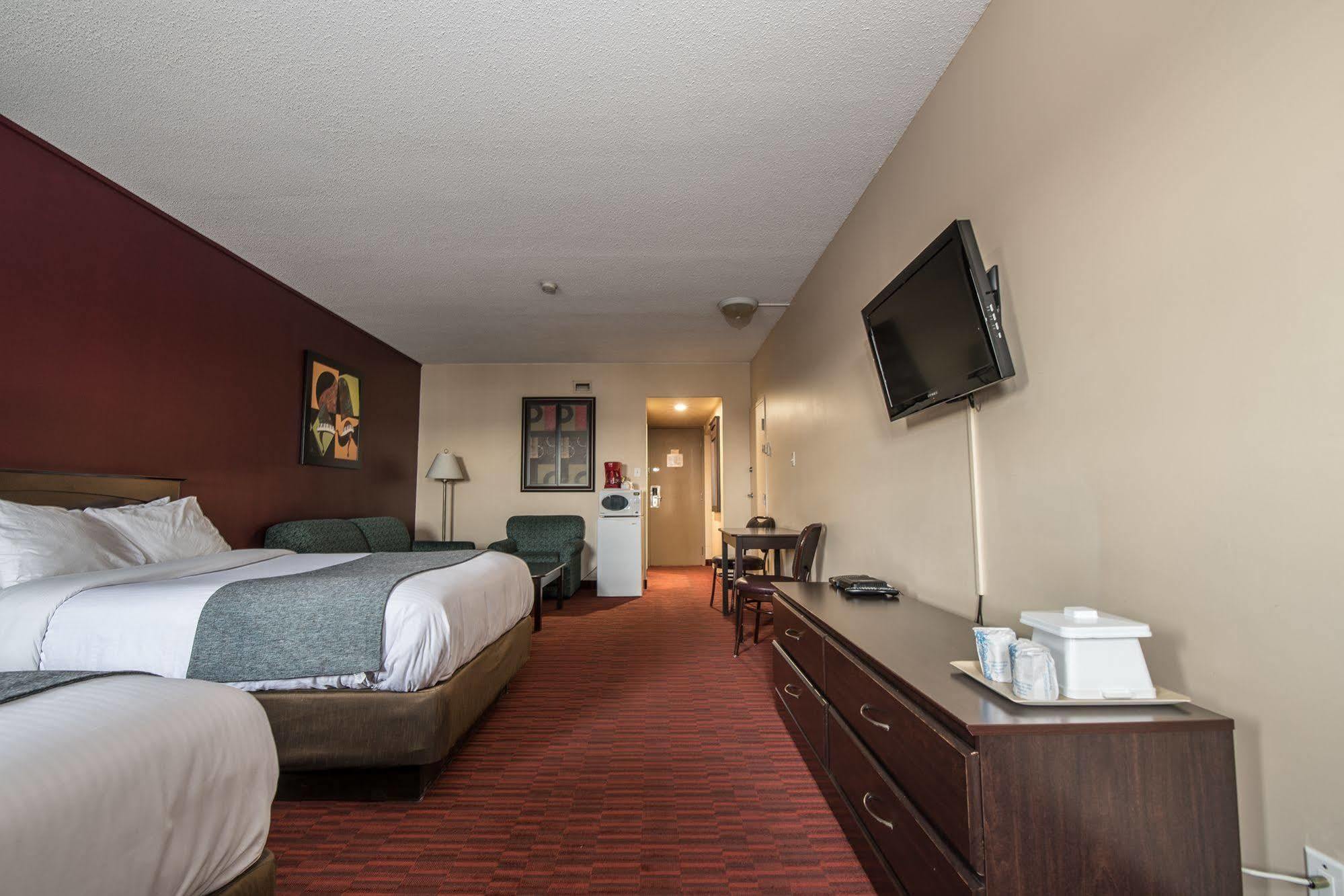 Argyll Plaza Hotel เอดมันตัน ภายนอก รูปภาพ