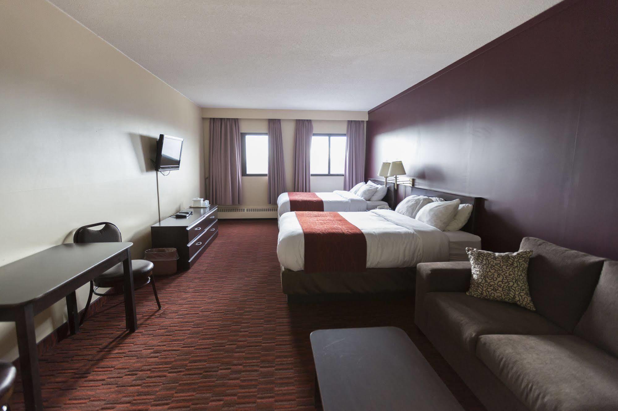 Argyll Plaza Hotel เอดมันตัน ภายนอก รูปภาพ