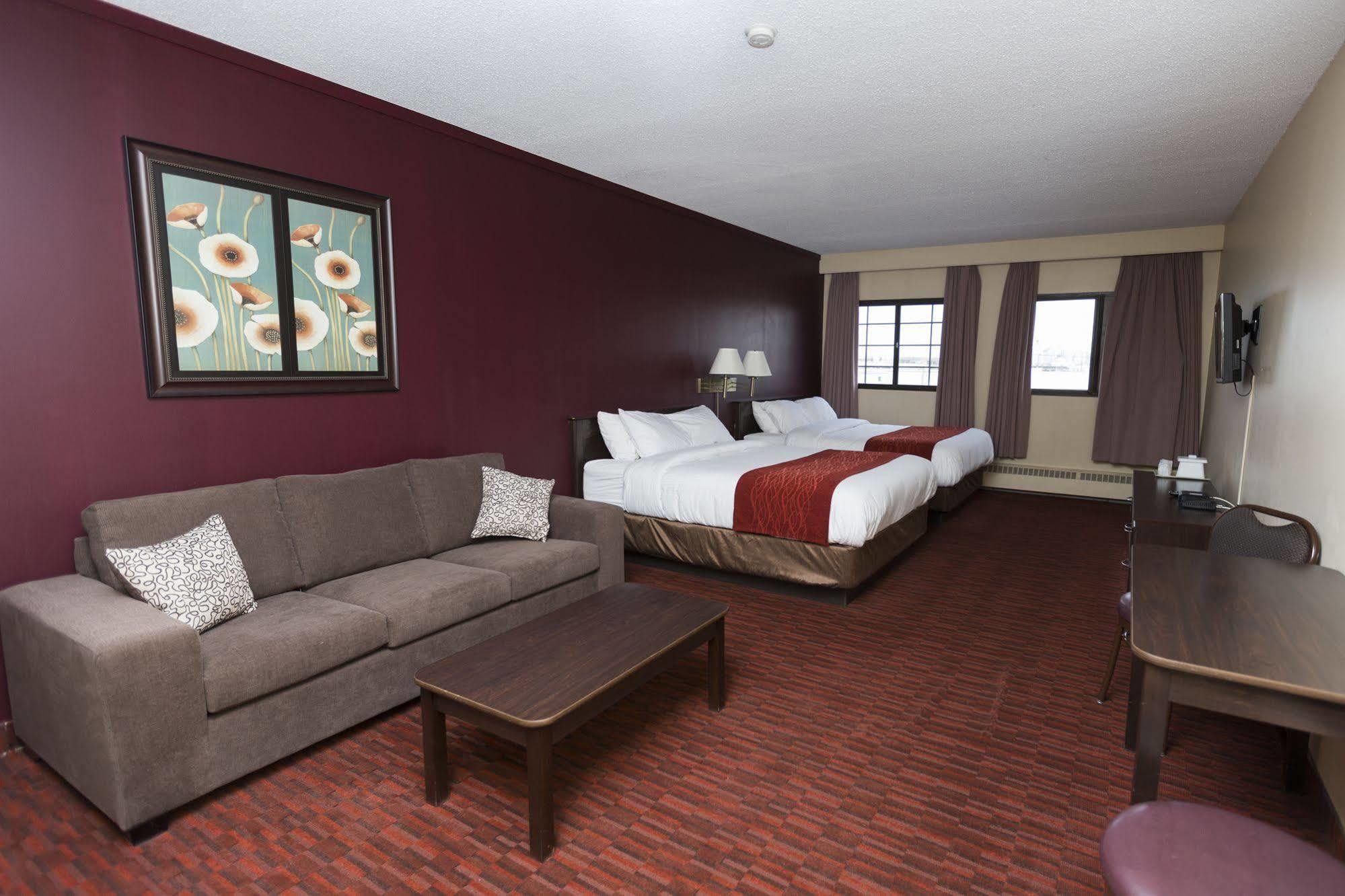 Argyll Plaza Hotel เอดมันตัน ภายนอก รูปภาพ